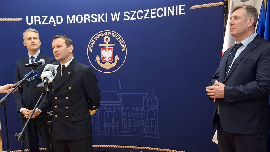 Prace związane z oczyszczaniem dna Bałtyku pod budowę portu zewnętrznego rozpoczną się na obszarze oznaczonym kolorem żołtym (Obszar 1). T1 i T2 to miejsce pod port kontenerowy