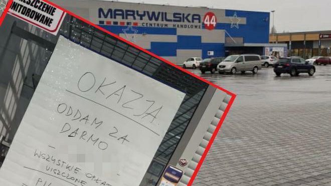 Marywilska 44 wygląda na opuszczoną. W otwartym centrum handlowym, sklepy są zamknięte
