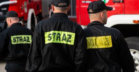Ewakuacja na AGH. Powodem niebezpieczne słoiki