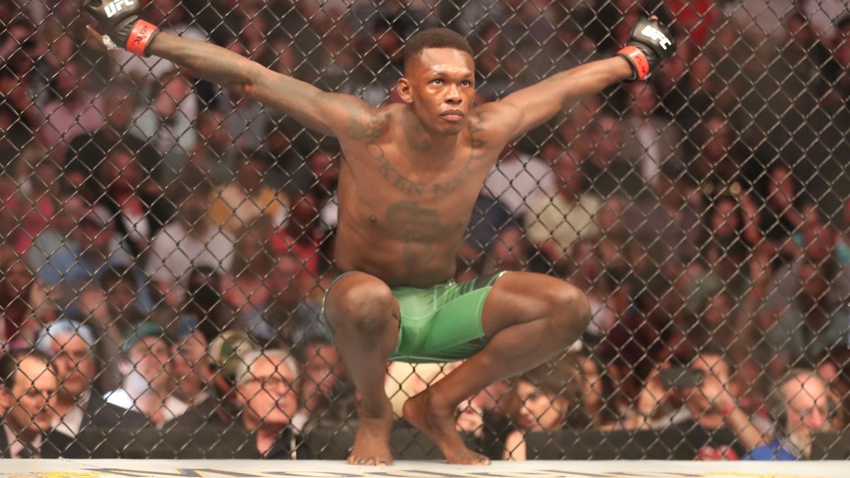 LAS VEGAS, NV - JULY 2: Israel Adesanya prepares to fight Jared Cannonier in their 5-round Middleweight title bout during UFC 276 on July 02, 2022, at T-Mobile Arena in Las Vegas, Nevada. (Photo by Alejandro Salazar/PxImages/Icon Sportswire via Getty Images)