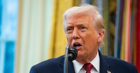Ropa wyprzedawana na świecie. Słowa Trumpa nabierają mocy