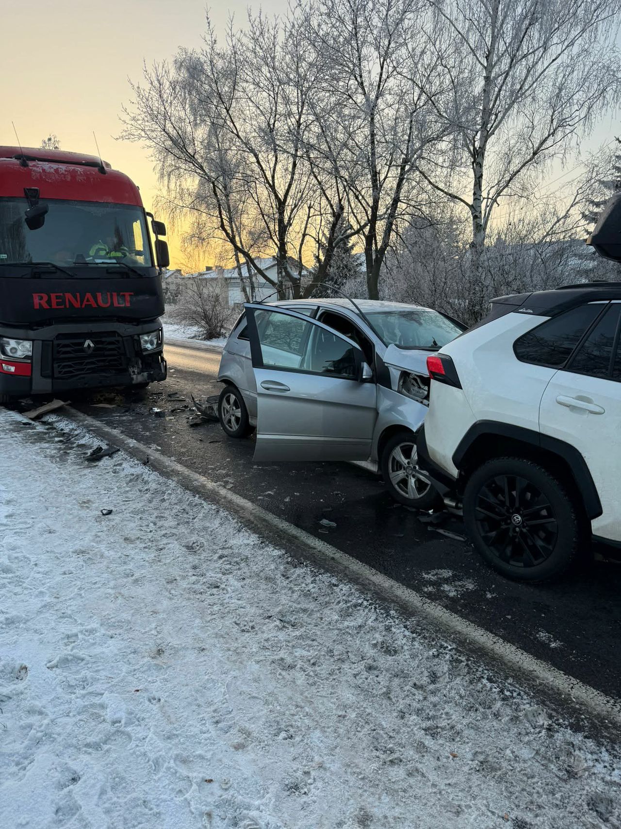 Zderzenie czterech aut na Wyszogrodzkiej!