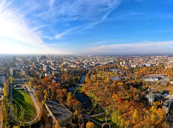 Pogoda w Łodzi. Prognoza na piątek 1 maja. Przewaga słońca z okresami zachmurzenia umiarkowanego