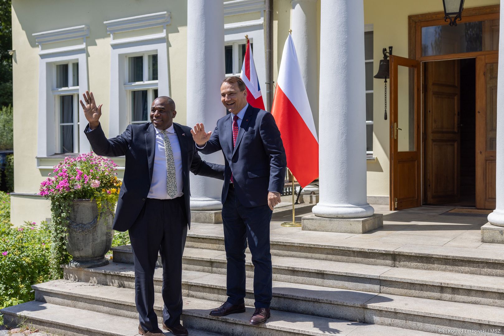 Tak urządził się Sikorski pod Bydgoszczą. Dworek w Chobielinie robi wrażenie