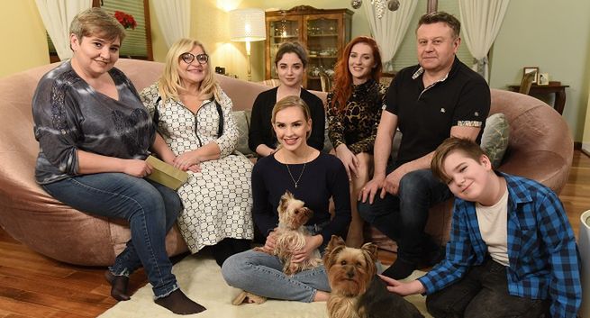 Nowy program „Równi sobie” miał o 250 tys. widzów mniej niż „Kod genetyczny”. TVN przegrał z TVP2 i Polsatem