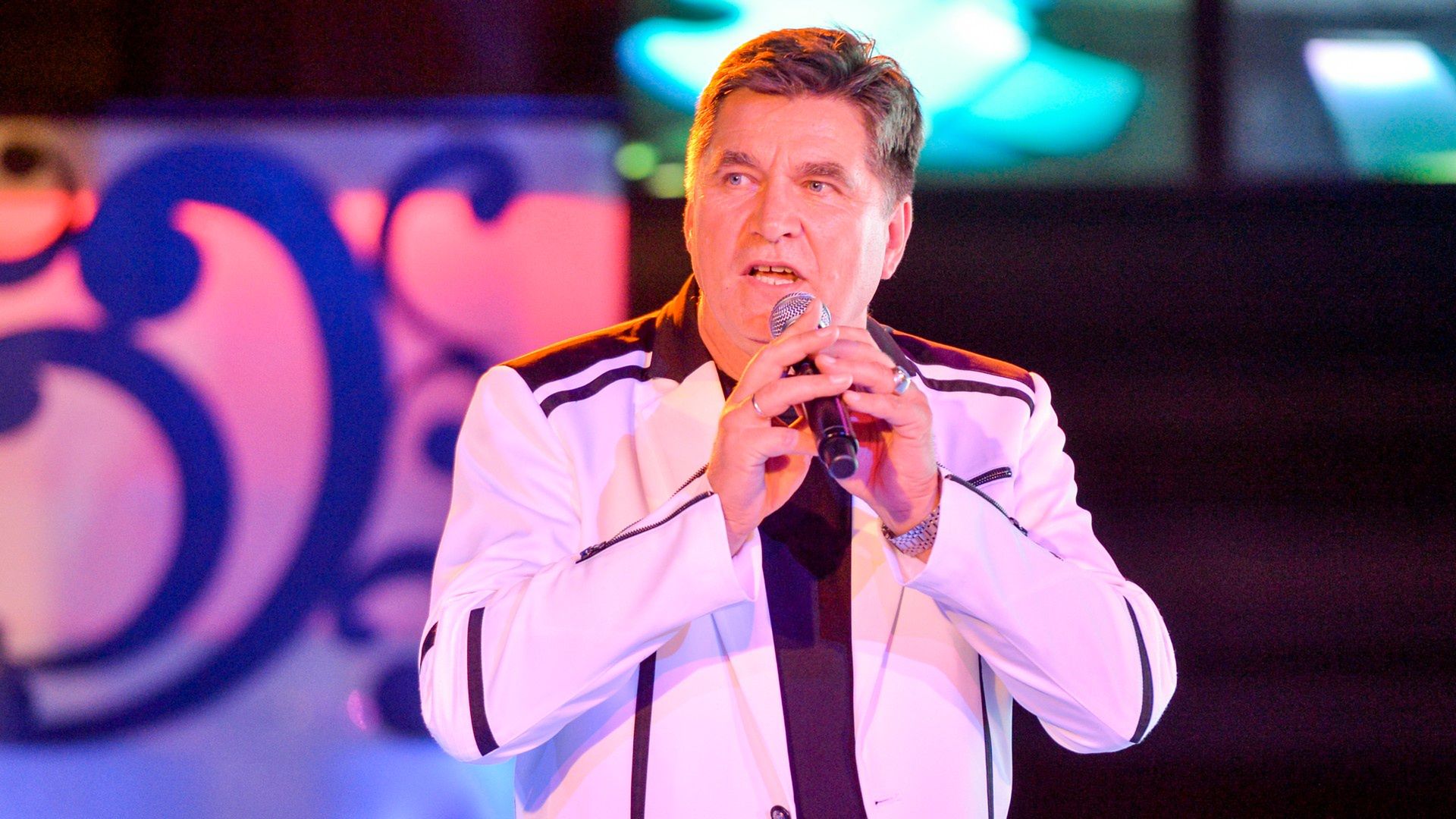 Sławomir Świerzyński i zespół Bayer Full