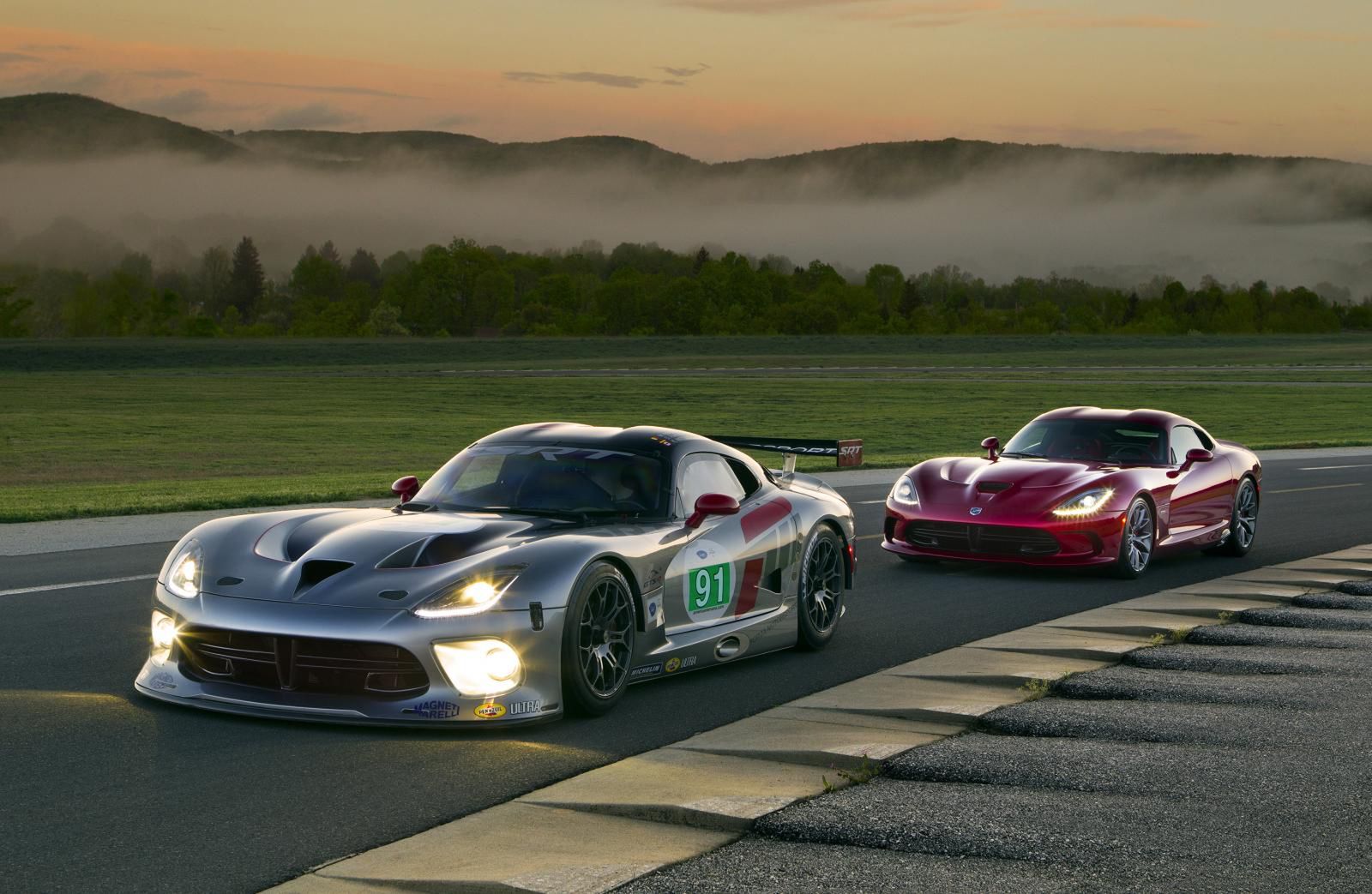 2013 SRT Viper - w żółci, czerwieni, czerni i niebieskim [aktualizacja] 211