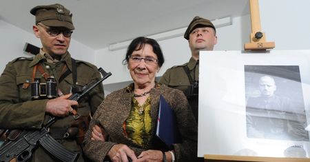 Nie żyje Lidia Lwow-Eberle. Narzeczoną "Łupaszki" pożegnał Mateusz Morawiecki