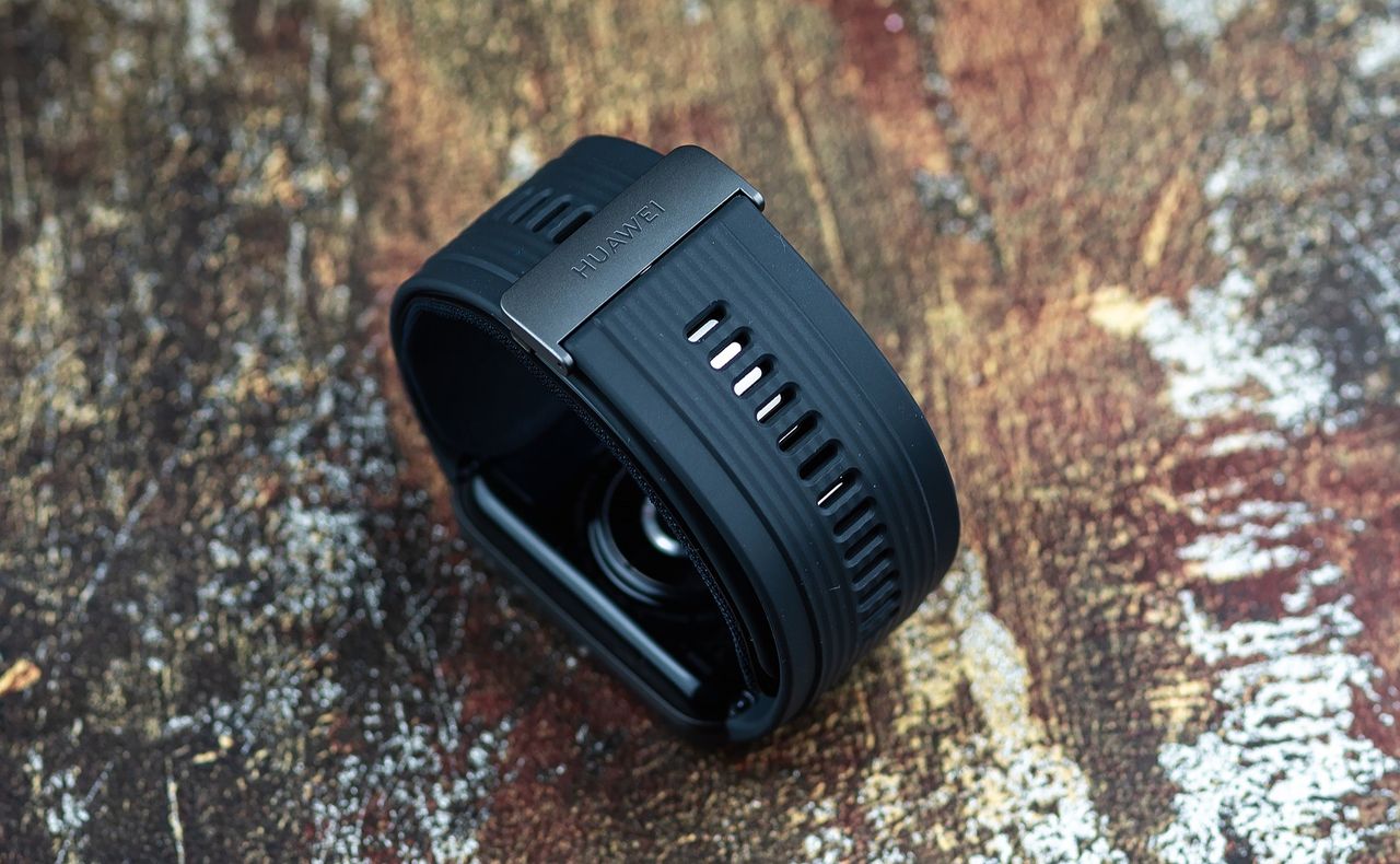 Huawei Watch D zapięcie