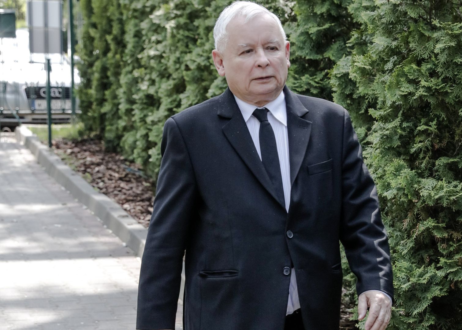 Olbrzymie zaskoczenie pod domem Kaczyńskiego. Politycy tłumaczą