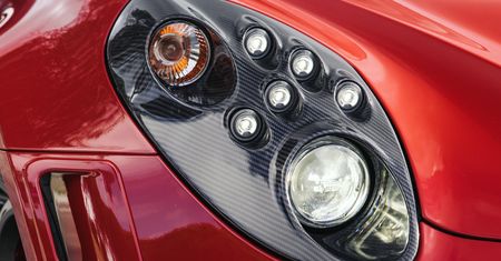 Czy rozpoznasz auto po reflektorach? Nie będzie łatwo