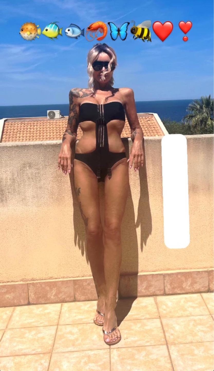 Ewa Minge w stroju kąpielowym (FOTO)