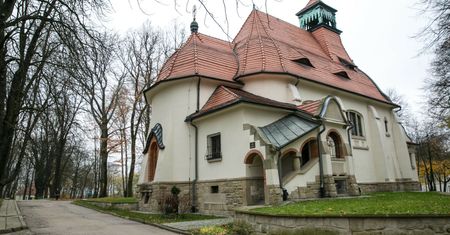 Opisała historię szpitala psychiatrycznego w Kobierzynie. "Tkwili w zamknięciu latami"