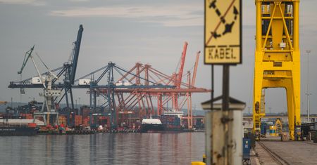 Port w Gdyni pod lupą Chińczyków. Sprawdzą zapisy w umowie