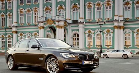 Milion aut do końca lipca i nowy rekord BMW