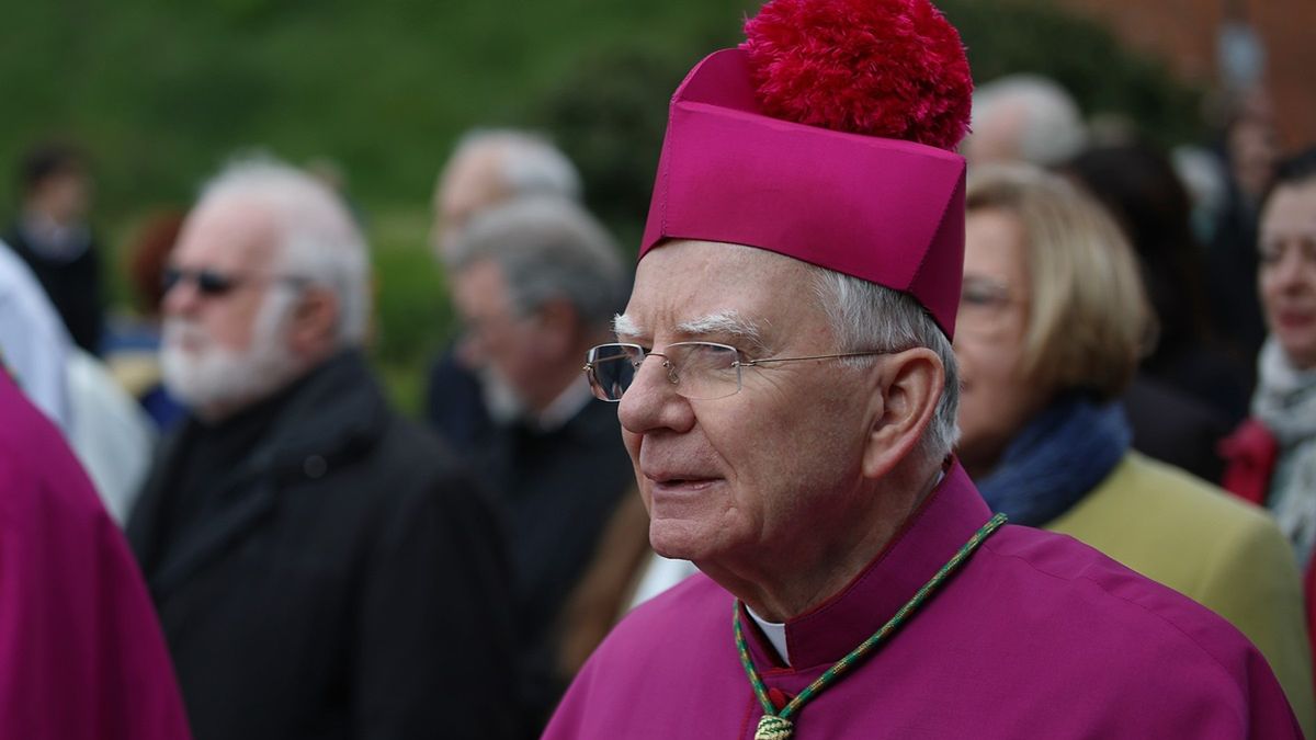 Marek Jędraszewski wciąż pozostaje na stanowisku metropolity.