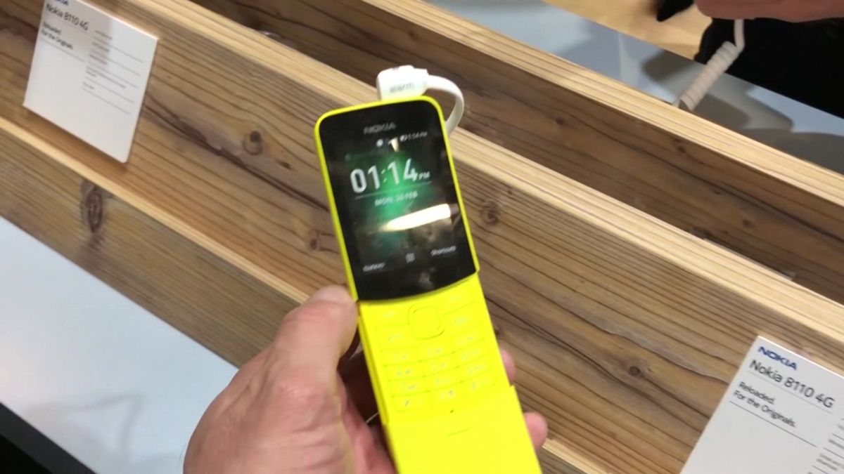 "Banan" z Matrixa powraca na MWC. Nokia 8110 4G w pełnej krasie [wideoprezentacja] 1