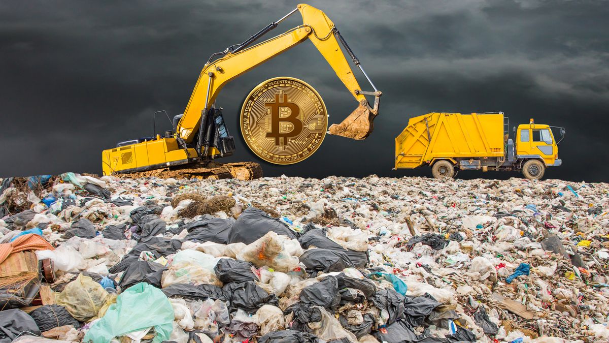 Dysk twardy z 8 tysiącami bitcoinów wylądował najpierw omyłkowo w worku na śmieci, a następnie na wysypisku