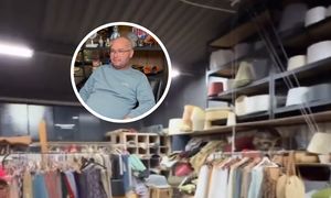 Zmarł na raka mózgu. Pozostawił po sobie całą rekwizytornię