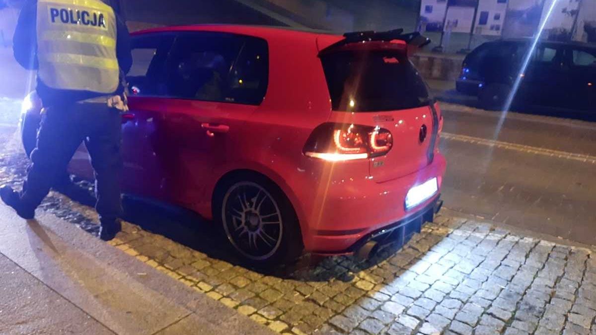 Kontrola VW Golfa w ramach akcji „stop-drift” w Lublinie