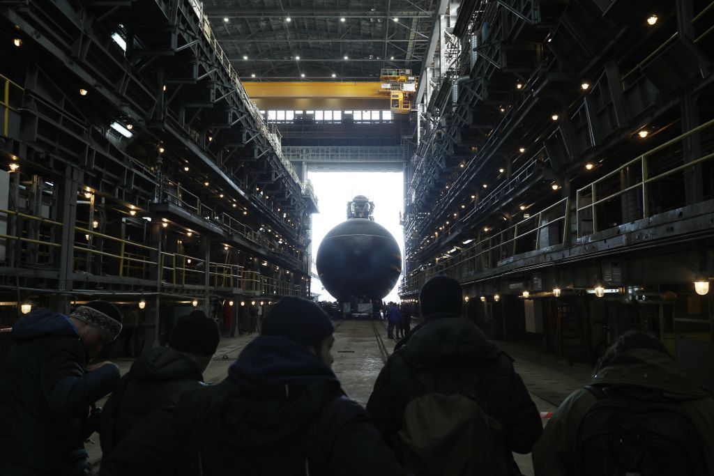 Będzie przenosił megatorpedy, Rosja nazywa go statkiem badawczym. Ekspert: to zapowiedź nowej zimnej wojny