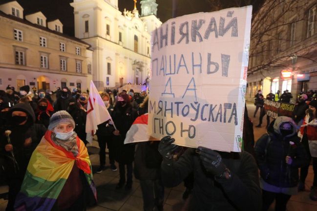 Warszawa. Demonstracja solidarności z walczącymi na Białorusi