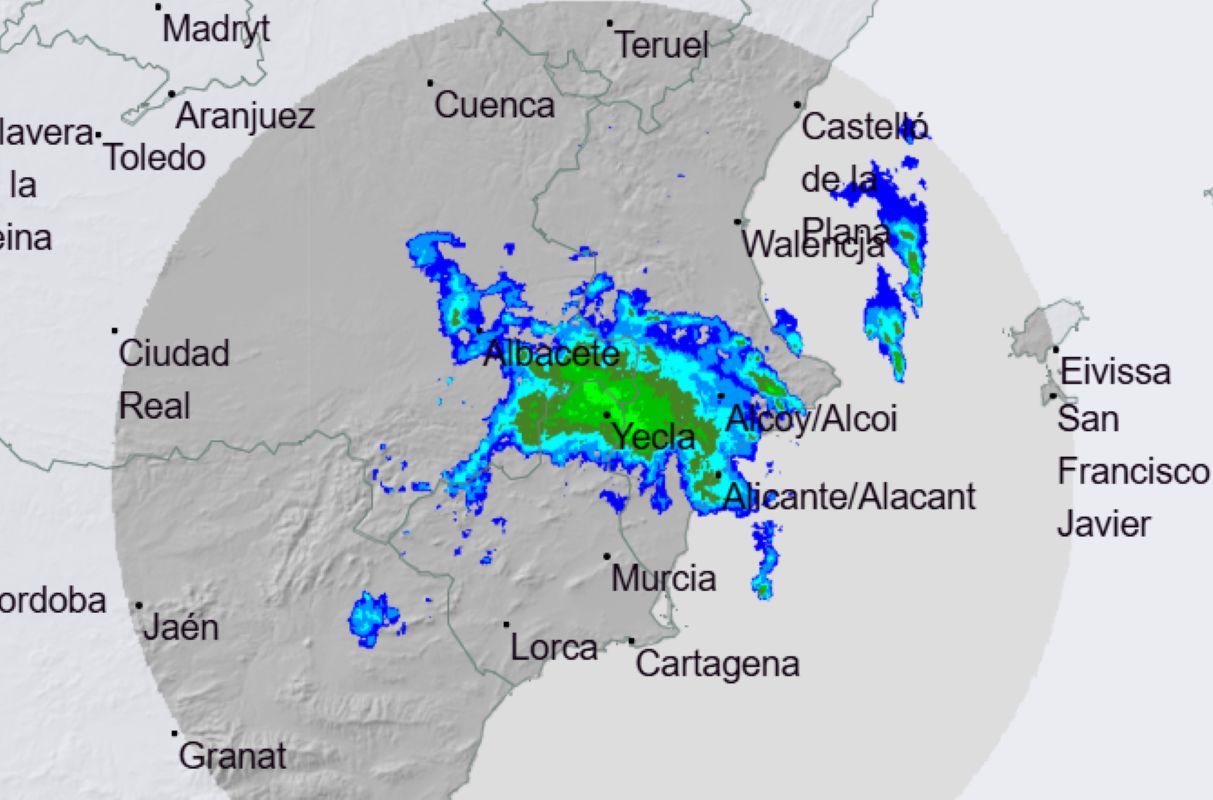 Czerwony alarm w Walencji. Zamknięto szkoły