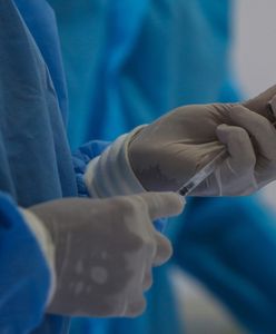 Szczepienia na COVID-19 w Hiszpanii. Pfizer zamiast AstryZeneki