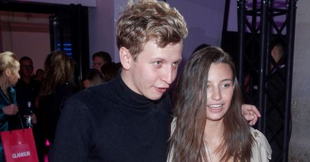 Maciej Musiałowski i Julia Wieniawa w przejmującym tańcu. Klip "Zabierz tę miłość" jest już hitem YouTube’a