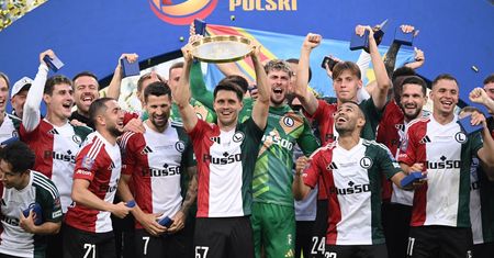 Legia Warszawa triumfuje w Superpucharze Polski