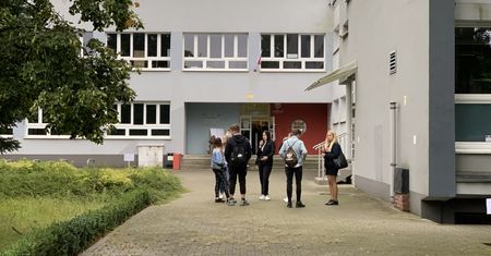 Matura 2021. Egzamin w reżimie sanitarnym. Wrocław wydał na to zawrotną kwotę