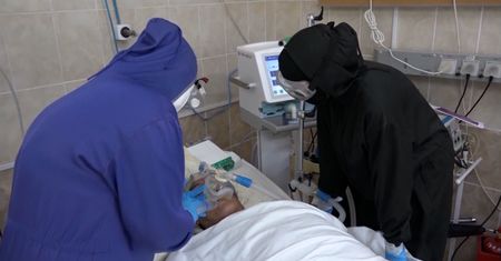 Fatalne wiadomości z Rosji. Szpitale walczą z rekordowym wzrostem COVID