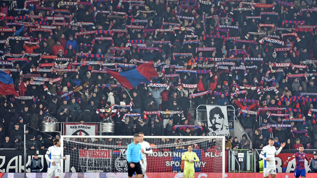 Atalanta w czasie meczu z Rakowem Częstochowa w Sosnowcu