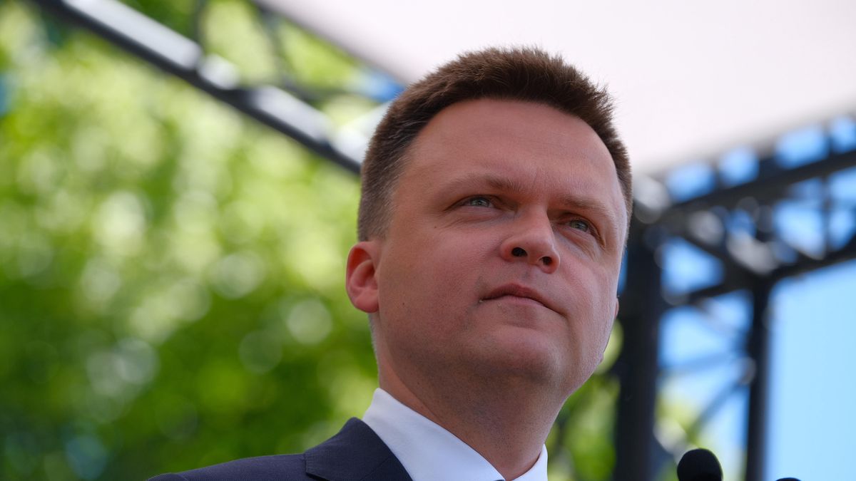 Szymon Hołownia zyskał szacunek w gminie popierającej PiS