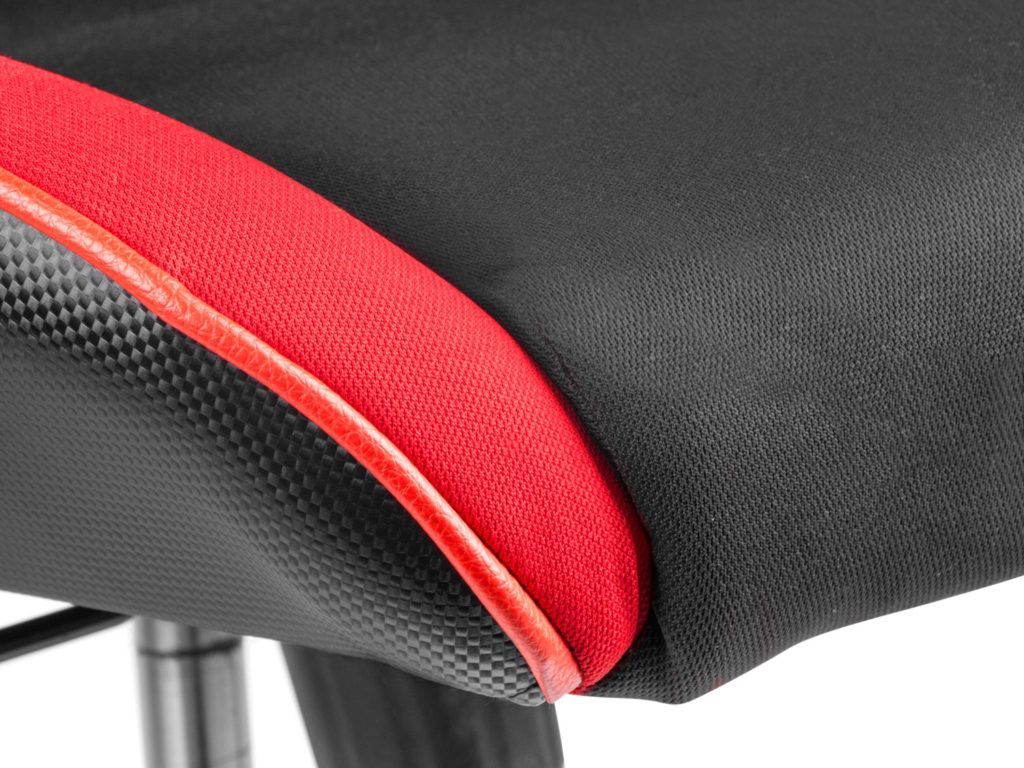 Natec Genesis SX77: wyprofilowany fotel na wielogodzinne rozgrywki przed monitorem 3