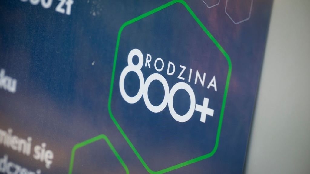 800 plus