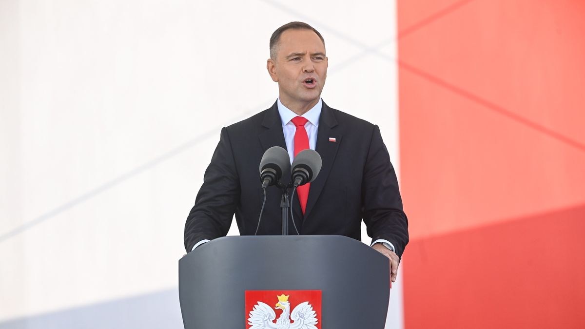 "Rzuca wyzwanie Tuskowi". Brytyjski dziennik ocenia Karola Nawrockiego