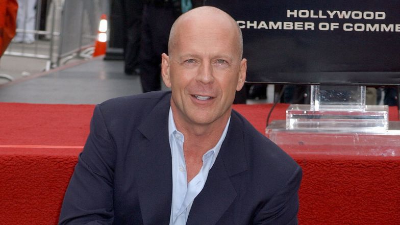 Ciężko chory Bruce Willis zauważony w Los Angeles. Aktor wybrał się na przejażdżkę samochodem (ZDJĘCIA)