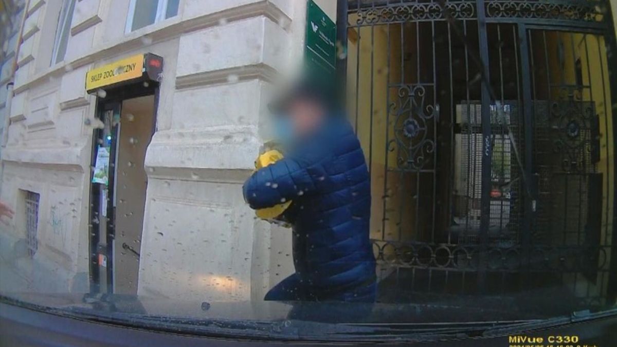 W pogoń za złodziejami rzucił się policjant po służbie. Udało mu się złapać jednego z nich – 45-letniego Gruzina