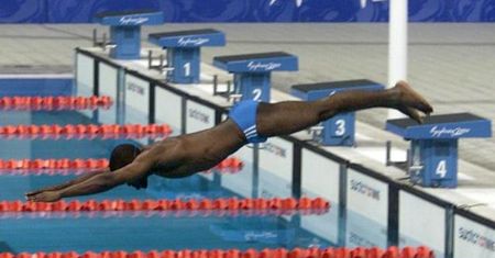 Jak Éric Moussambani w dwie minuty zdobył serca tysięcy kibiców
