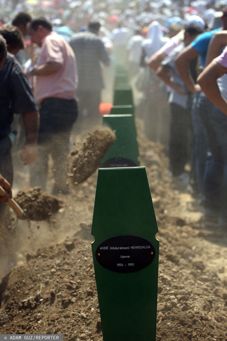 Potoczari. Obchody 17. rocznicy masakry w Srebrenicy 