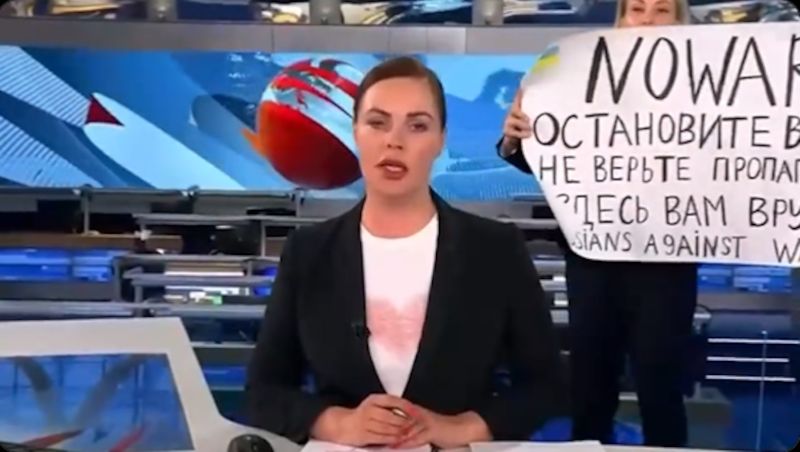 Dziennikarka zaprotestowała przeciwko wojnie i propagandzie. Po zatrzymaniu tajemniczo zniknęła... 