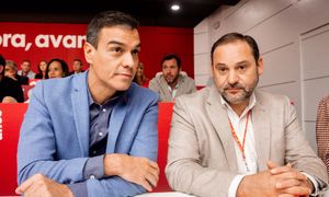 Korupcja przy zakupach maseczek w pandemii. Jest nakaz aresztowania byłego ministra