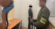 Porwał i okradł 38-latka. Napastnik ukrył się pod dziecięcym łóżkiem