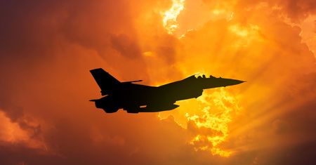 Amerykanie stracili pilota i myśliwiec. Po F-16 został tylko krater