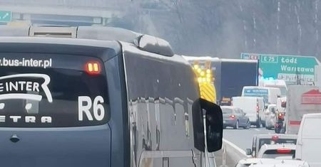 Mysłowice. Seria wypadków na autostradzie A4. Droga jest nieprzejezdna