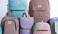 Plecaki wykonane z części wnętrz samolotów trafią do dzieci