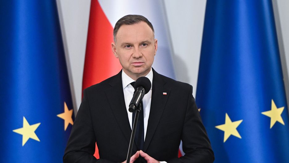 Warszawa, 24.10.2023. Prezydent RP Andrzej Duda przemawia podczas zmiany w kierownictwie Kancelarii Prezydenta RP, 24 bm. w Pałacu Prezydenckim w Warszawie. Marcin Mastalerek zastąpi na stanowisku szefa gabinetu prezydenta Pawła Szrota, który został posłem. (aldg) PAP/Radek Pietruszka