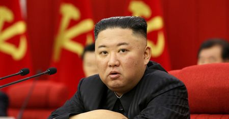 Korea Północna. Zobaczyli Kima i się załamali. Ludziom "napłynęły łzy"