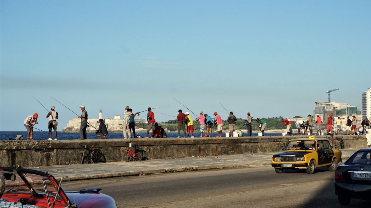 Malecón to jedno z najpopularniejszych miejsc w Hawanie. Dziś znów panuje tam spokój